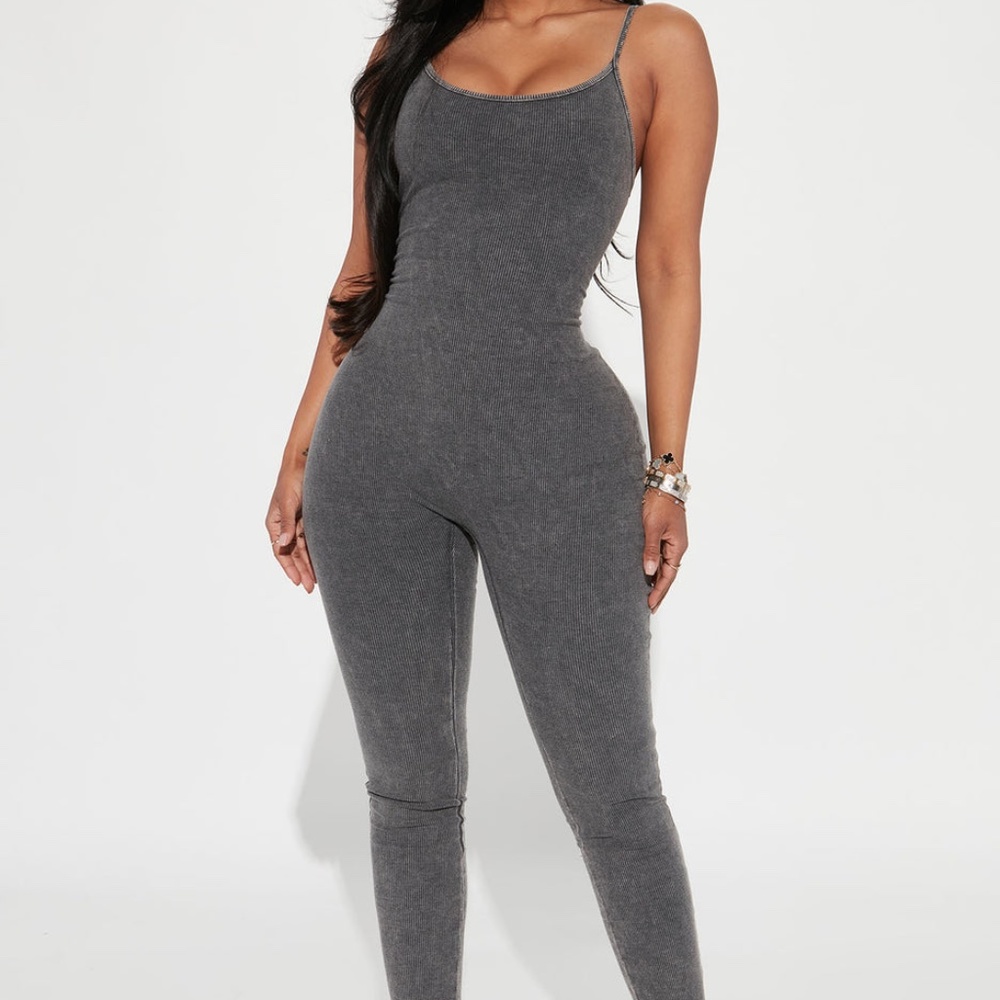 NWOT Yoga Workout Catsuit Nova Season Mineral Wash Rib Jumpsuit - Charcoal XS